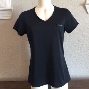 Columbia Women’s Omni-Wick V Neck T-Shirt
